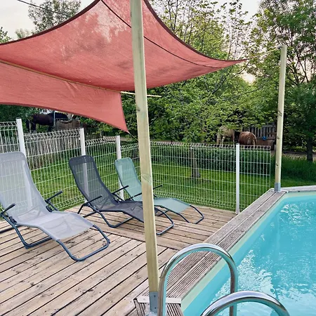 La Grange D'oustaud Bed & Breakfast