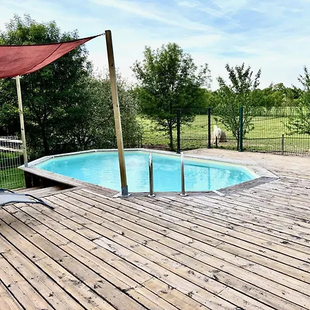 La Grange D'oustaud Bed & Breakfast