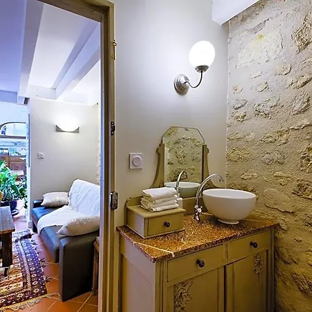 La Grange D'oustaud Bed & Breakfast Vérac
