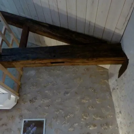 La Grange D'oustaud Bed and Breakfast 3*