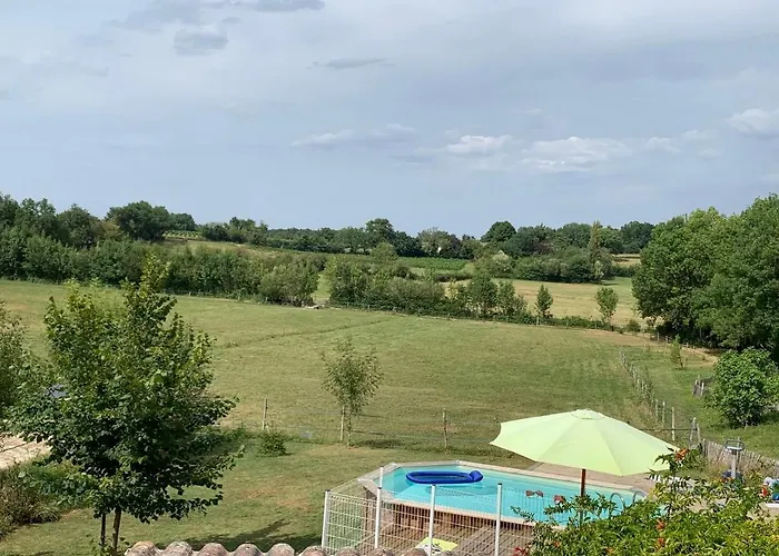 La Grange D'oustaud Bed and breakfast Vérac