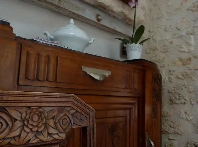 La Grange D'oustaud Bed and breakfast